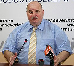 Мэра Вологды Алексея Якуничева подозревают по трем статьям УК. Загружается с сайта Ъ