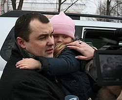 После вынесения ему второго приговора экс-мэр Архангельска Александр Донской решил больше не заниматься политикой. Загружается с сайта Ъ