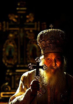 Для многих сербов патриарх Павел стал святым еще при жизни. Фото: AP. Загружается с сайта Ъ